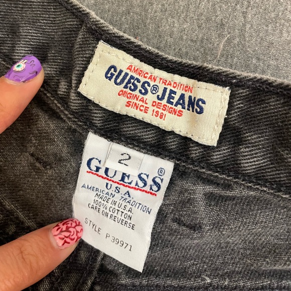 Guess vintage shorts size 2 - Picture 4 of 4